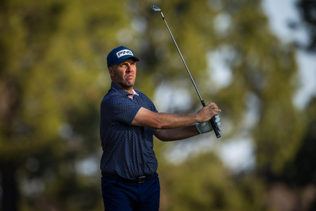 Back-nine blitz earns Schietekat lead in Sunbet Challenge